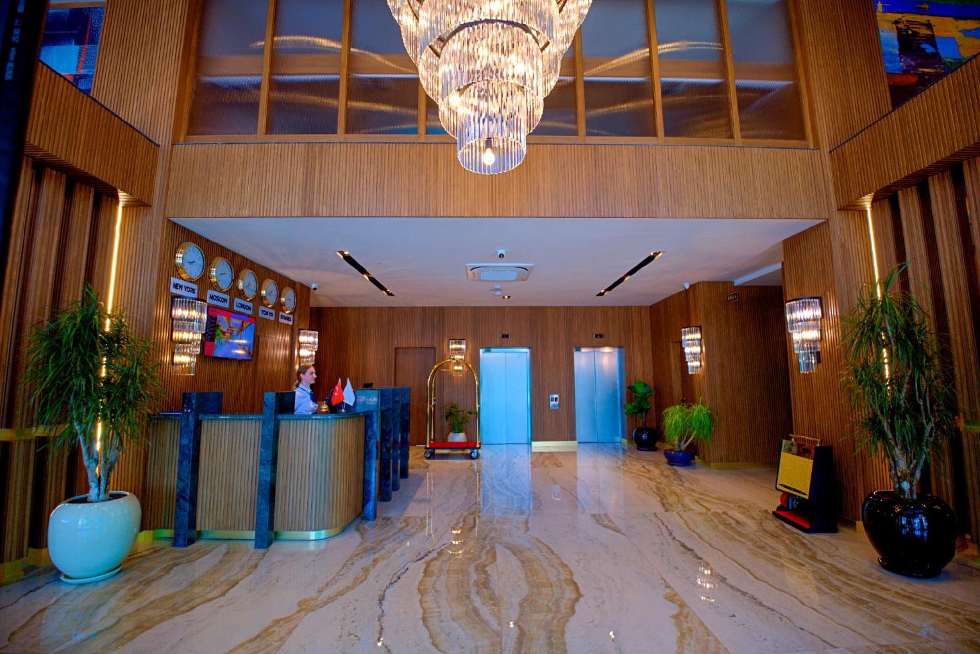 Park Dedeman Mersin Marina Çiftlik Exterior foto